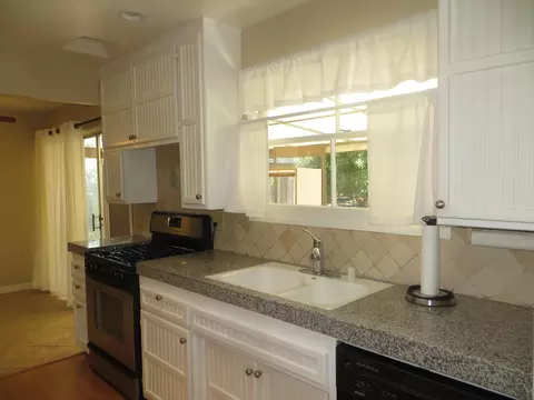 237 Spring St, Ventura, CA 93001 photo 5