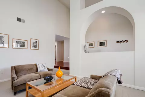 134 Christopher Ln, Ojai, CA 93023 photo 3