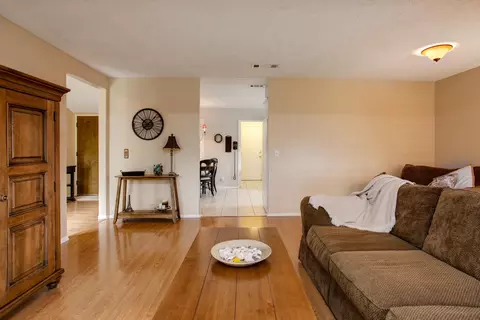 118 Wormwood St, Ojai, CA 93023 photo 5