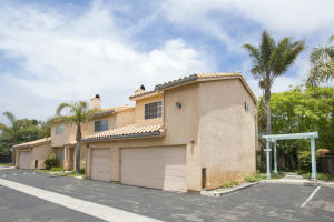 4240 Carpinteria Ave #1, Carpinteria, CA 93013 photo 2