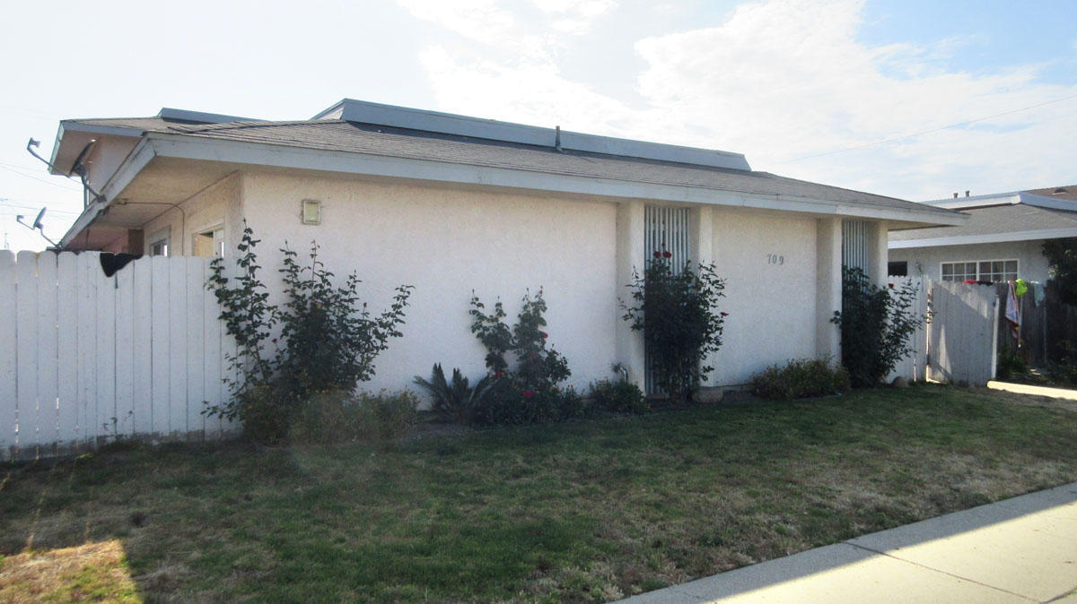 736 N E St, Lompoc, CA 93436 photo 8