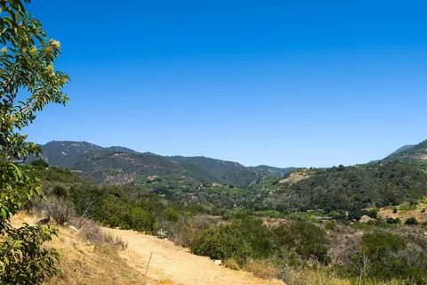 7161 Shepard Mesa Rd, Carpinteria, CA 93013 photo 4