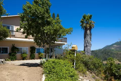 7161 Shepard Mesa Rd, Carpinteria, CA 93013 photo 3