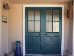 129 Sylvan Dr, Goleta, CA 93117 photo 2