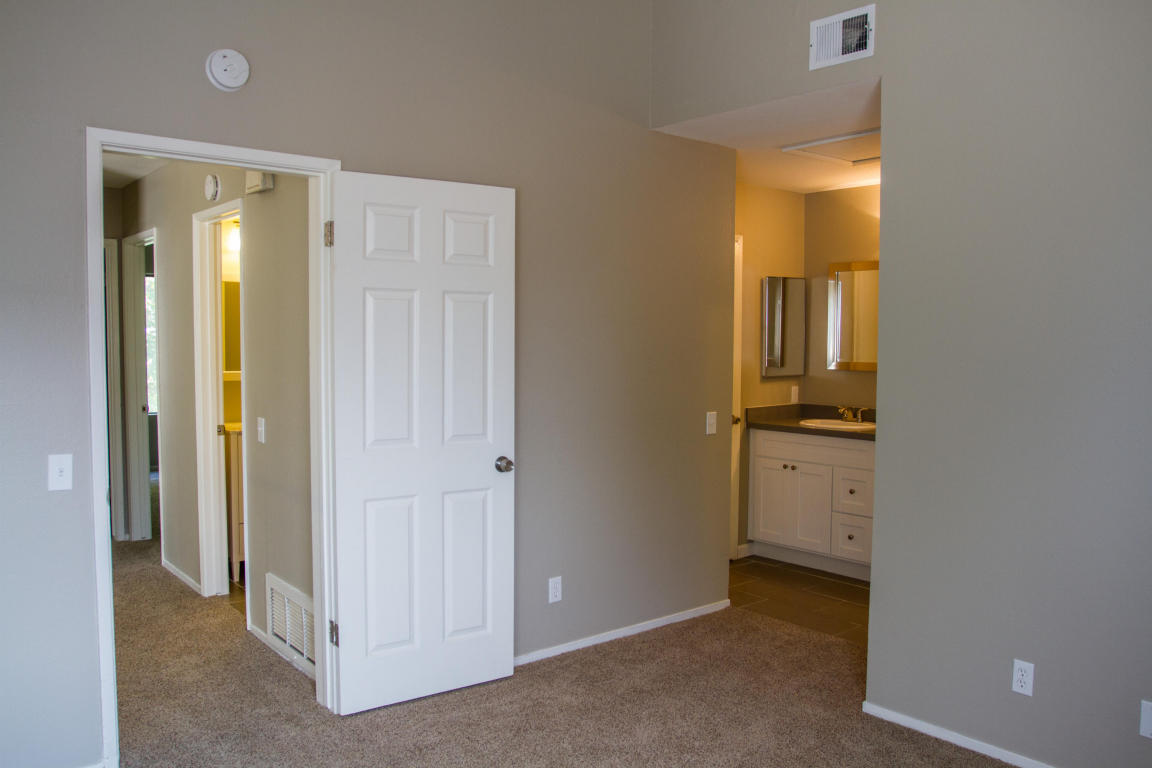 1305 Riverside Dr, Lompoc, CA 93436 photo 9