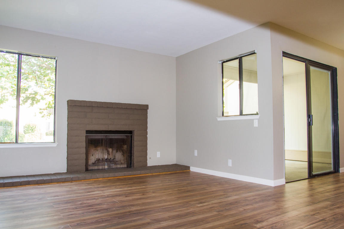 1305 Riverside Dr, Lompoc, CA 93436 photo 4