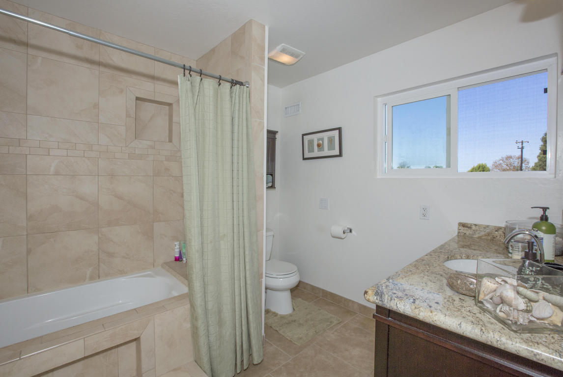 1381 Vallecito Pl, Carpinteria, CA 93013 photo 10