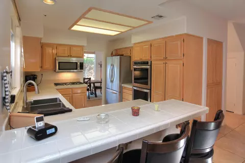 1266 Cravens Ln #2, Carpinteria, CA 93013 photo 3