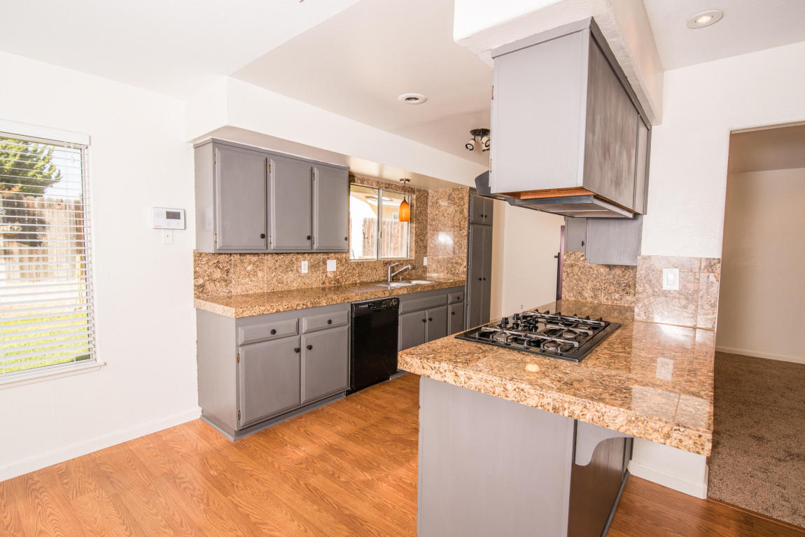 1105 N G St, Lompoc, CA 93436 photo 4