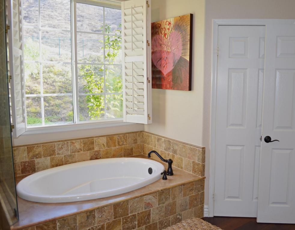492 Sun Bonnet St, Simi Valley, CA 93065 photo 19