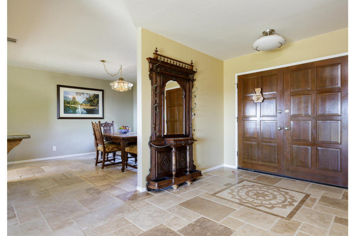 5872 N Greentree Dr, Somis, CA 93066 photo 2