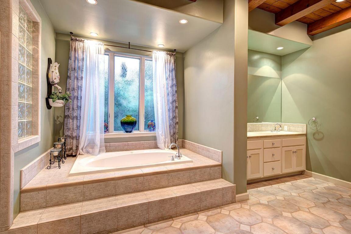 12040 Macdonald Dr, Ojai, CA 93023 photo 13