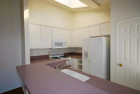 1013 Armstrong St, Lompoc, CA 93436 photo 4