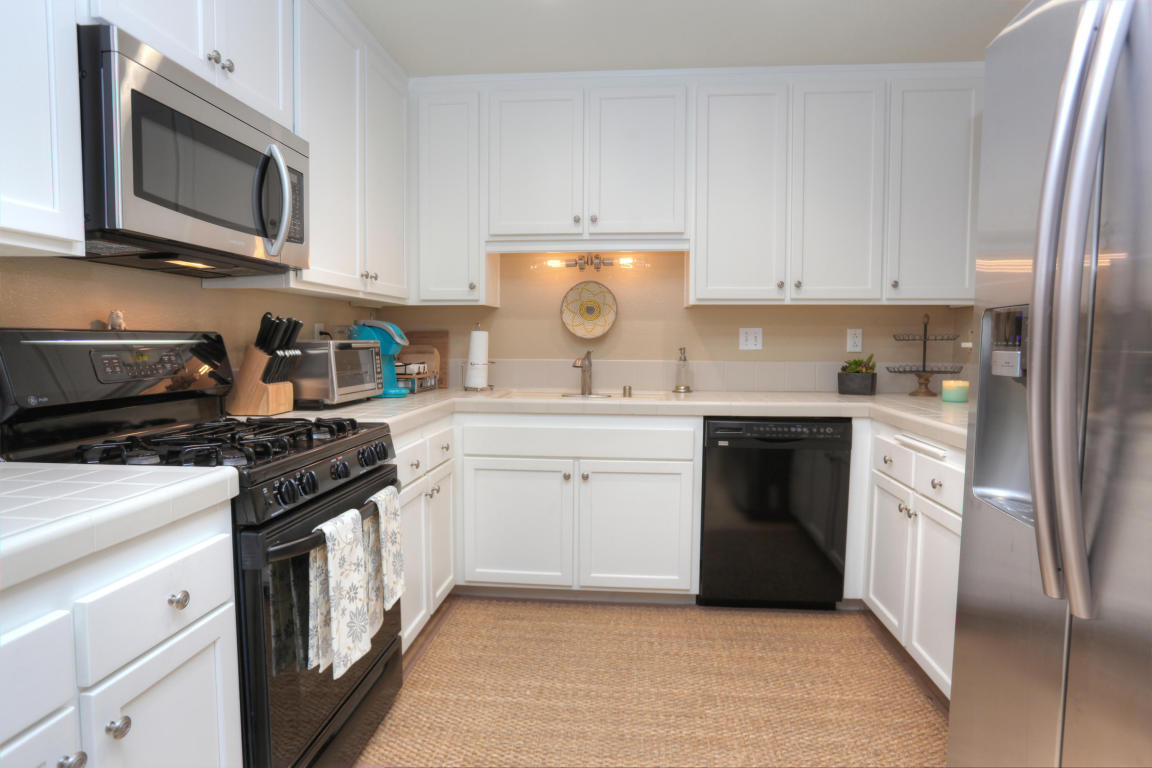 4525 Carpinteria Ave #E, Carpinteria, CA 93013 photo 3