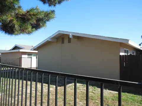 716 N E St, Lompoc, CA 93436 photo 8