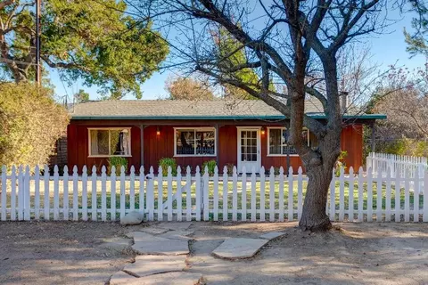 66 Grapevine Rd, Oak View, CA 93022 photo 1