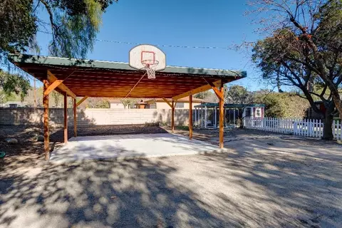 66 Grapevine Rd, Oak View, CA 93022 photo 6