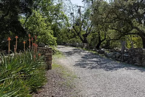 4488 Thacher Rd, Ojai, CA 93023 photo 5