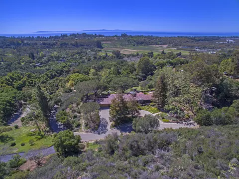 6822 Shepard Mesa Rd, Carpinteria, CA 93013 photo 3