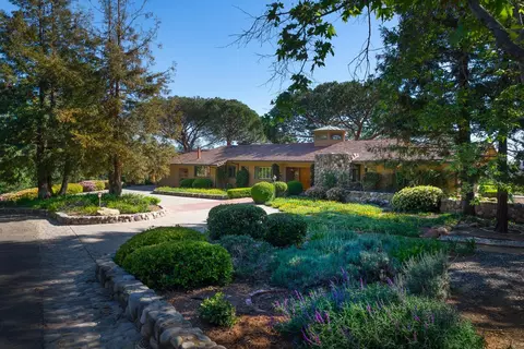 6822 Shepard Mesa Rd, Carpinteria, CA 93013 photo 2