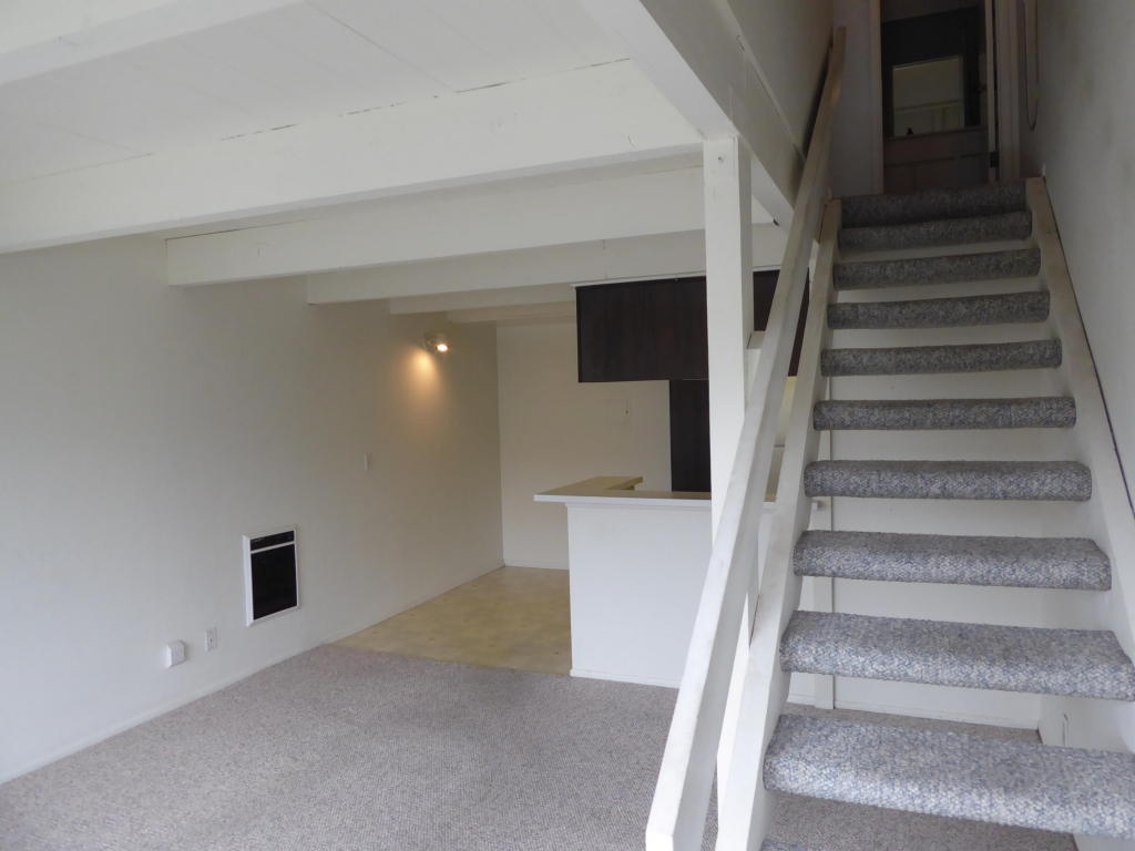 130 Ash Ave #4, Carpinteria, CA 93013 photo 3