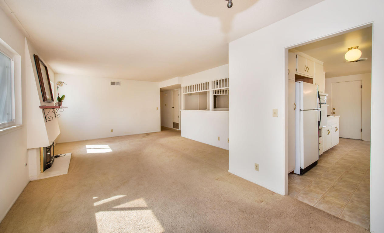 370 Sylvan Dr, Goleta, CA 93117 photo 3