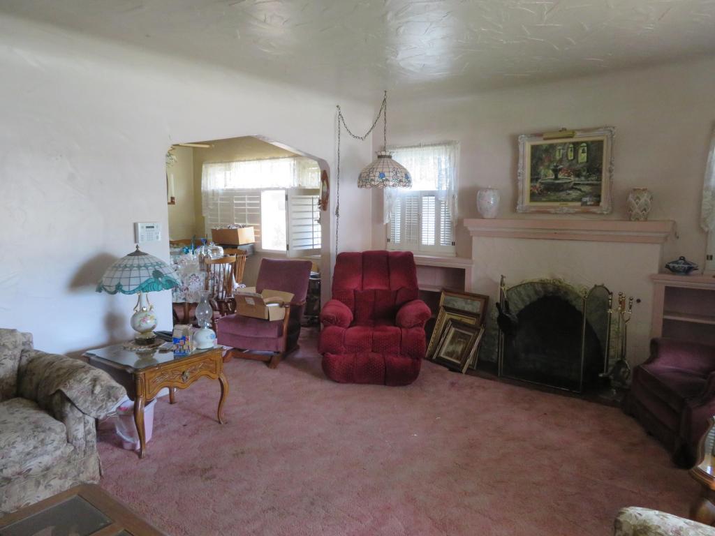 322 E Lewis St, Ventura, CA 93001 photo 4