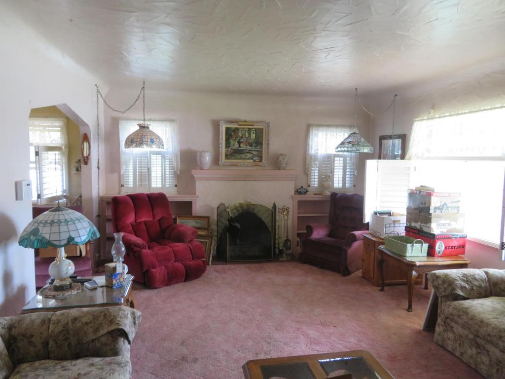 322 E Lewis St, Ventura, CA 93001 photo 3