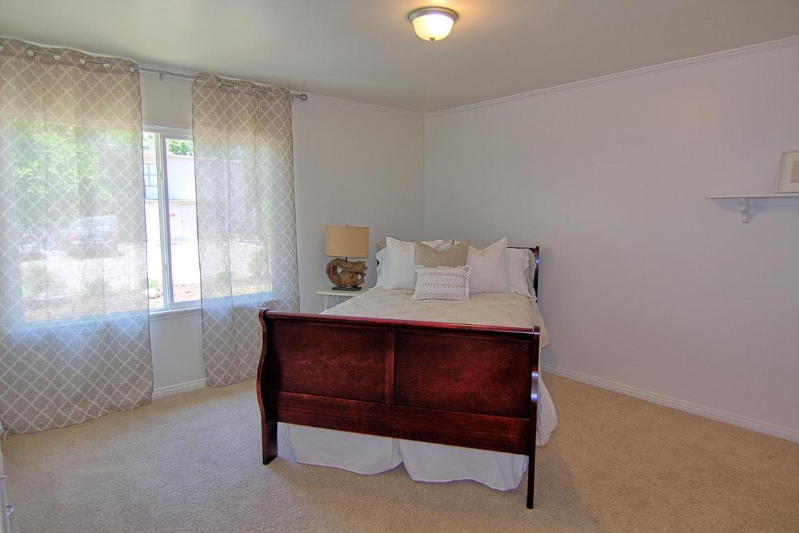 702 Drown Ave, Ojai, CA 93023 photo 15