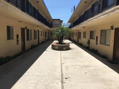 1400 Edgewood Way, Oxnard, CA 93030 photo 5