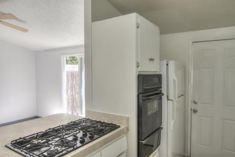 308 E Lemon Ave, Lompoc, CA 93436 photo 8