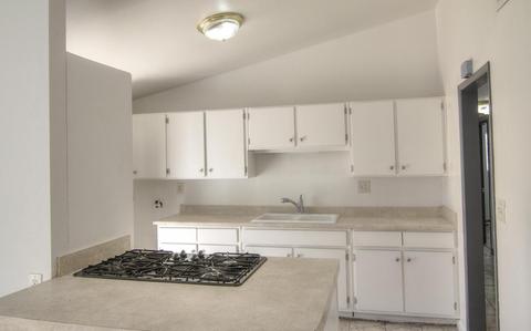 308 E Lemon Ave, Lompoc, CA 93436 photo 4