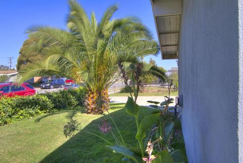 308 E Lemon Ave, Lompoc, CA 93436 photo 2