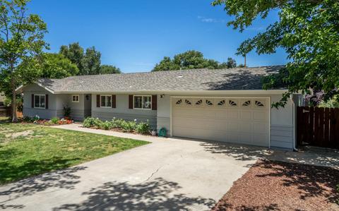 233 Willow Dr, Solvang, CA 93463 photo 2