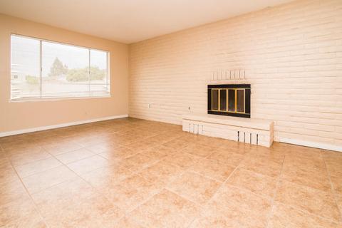 808 N D St, Lompoc, CA 93436 photo 3