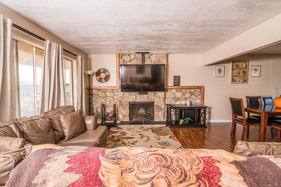 283 Vega Ave, Lompoc, CA 93436 photo 4