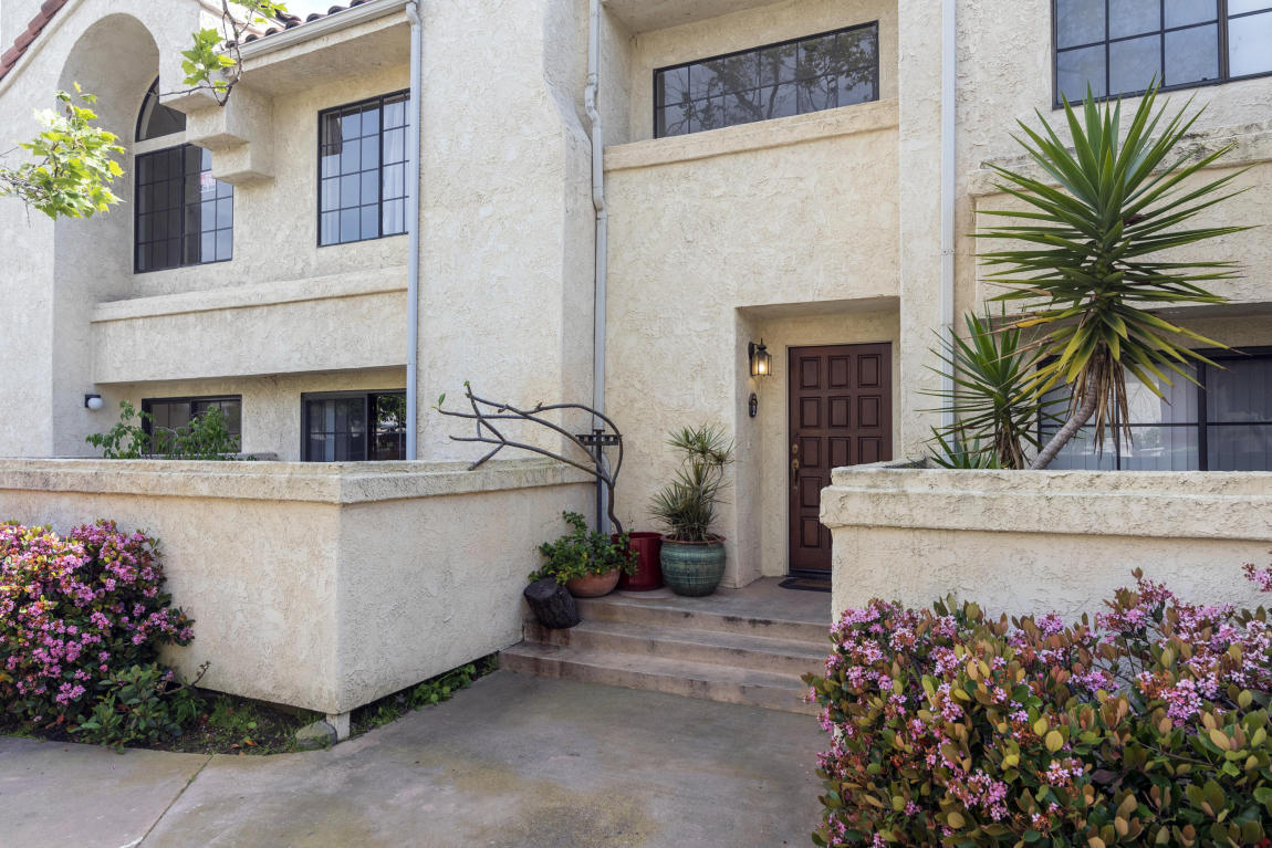 1215 Franciscan Ct #2, Carpinteria, CA 93013 photo 1