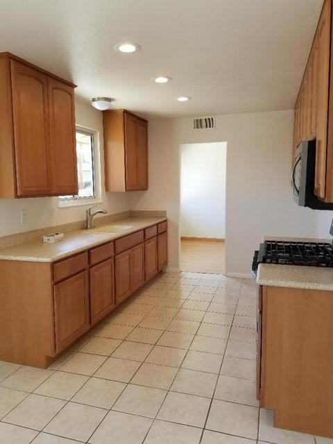 829 W Cherry Ave, Lompoc, CA 93436 photo 5