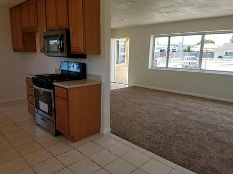 829 W Cherry Ave, Lompoc, CA 93436 photo 3