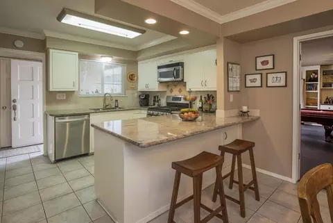 7621 Pine Tree Pl, Goleta, CA 93117 photo 3