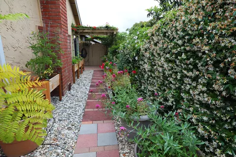 7621 Pine Tree Pl, Goleta, CA 93117 photo 16