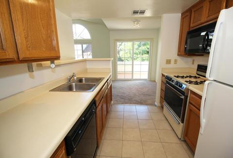 1230 Franciscan Ct #2, Carpinteria, CA 93013 photo 3