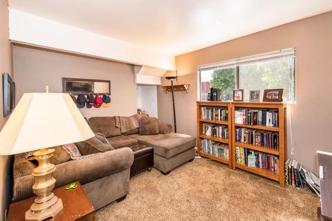 213 S 2nd St, Lompoc, CA 93436 photo 8