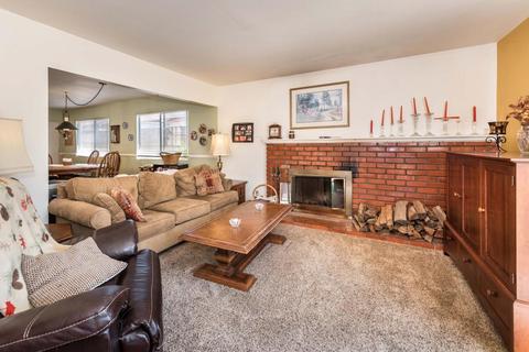 213 S 2nd St, Lompoc, CA 93436 photo 3