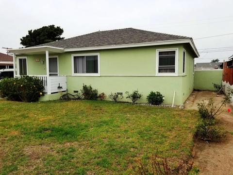 161 W Iris St, Oxnard, CA 93033 photo 1