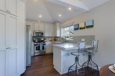 1577 Meadow Cir, Carpinteria, CA 93013 photo 4