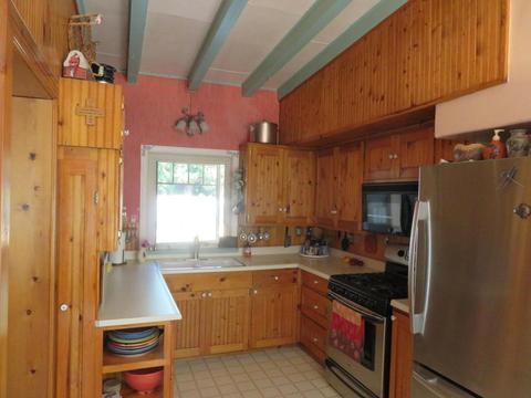 385 Larmier Ave, Oak View, CA 93022 photo 10