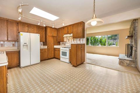 1209 E Lemon Ave, Lompoc, CA 93436 photo 5