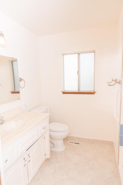 304 S 6th St, Lompoc, CA 93436 photo 10