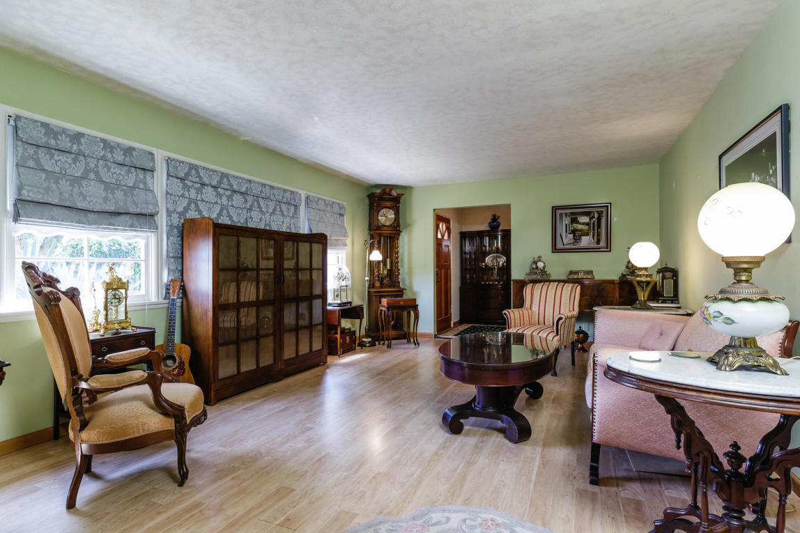 819 Daly Rd, Ojai, CA 93023 photo 3